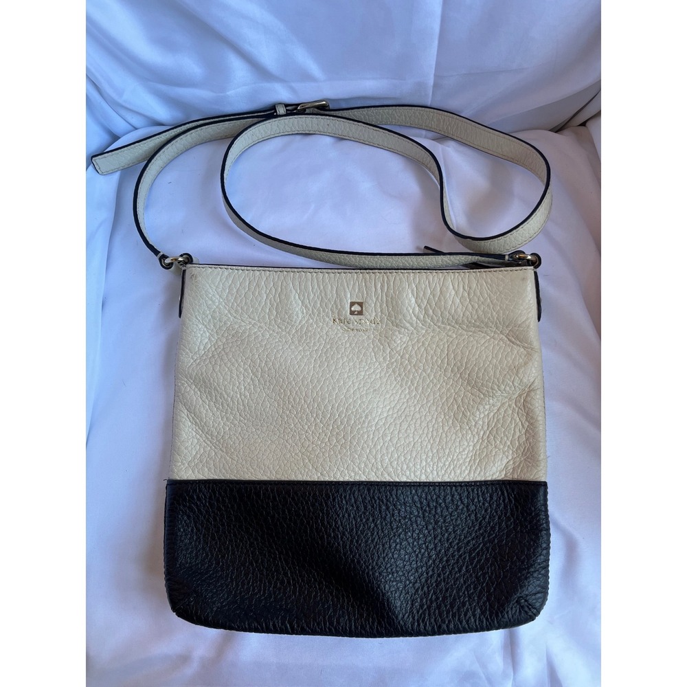Kate Spade Southport Avenue Cora Crossbody Bag Ivory Black Pebbled Leather